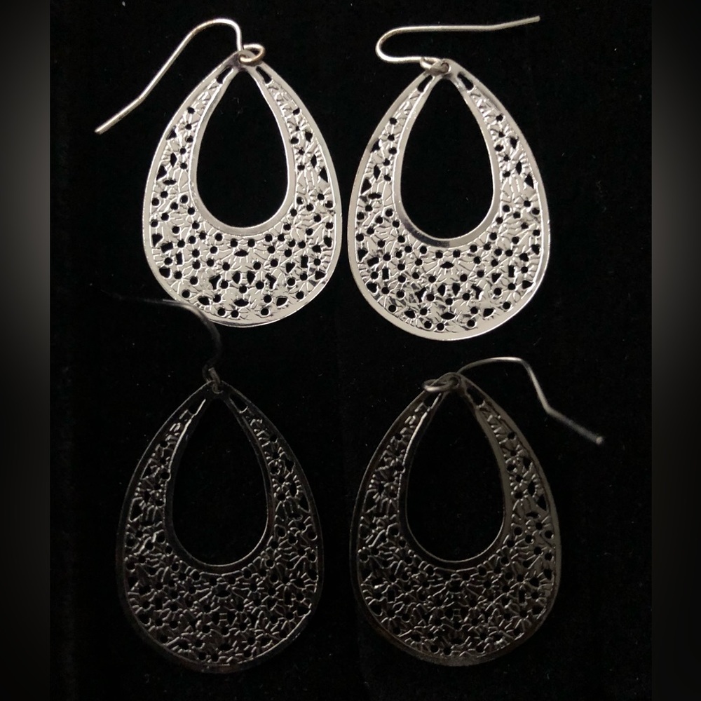 Teardrop filigree dangle earring lot- (2) pairs silver & dark gray charcoal tone
